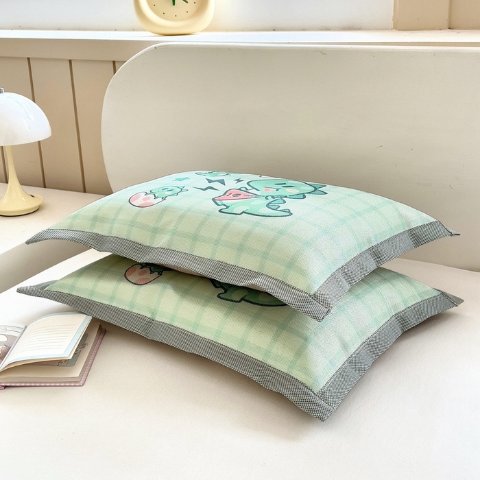 91家纺网 家纺一手货源 找家纺 梵赫 2025新款大版儿童冰丝枕套幼儿园枕套 音乐恐龙