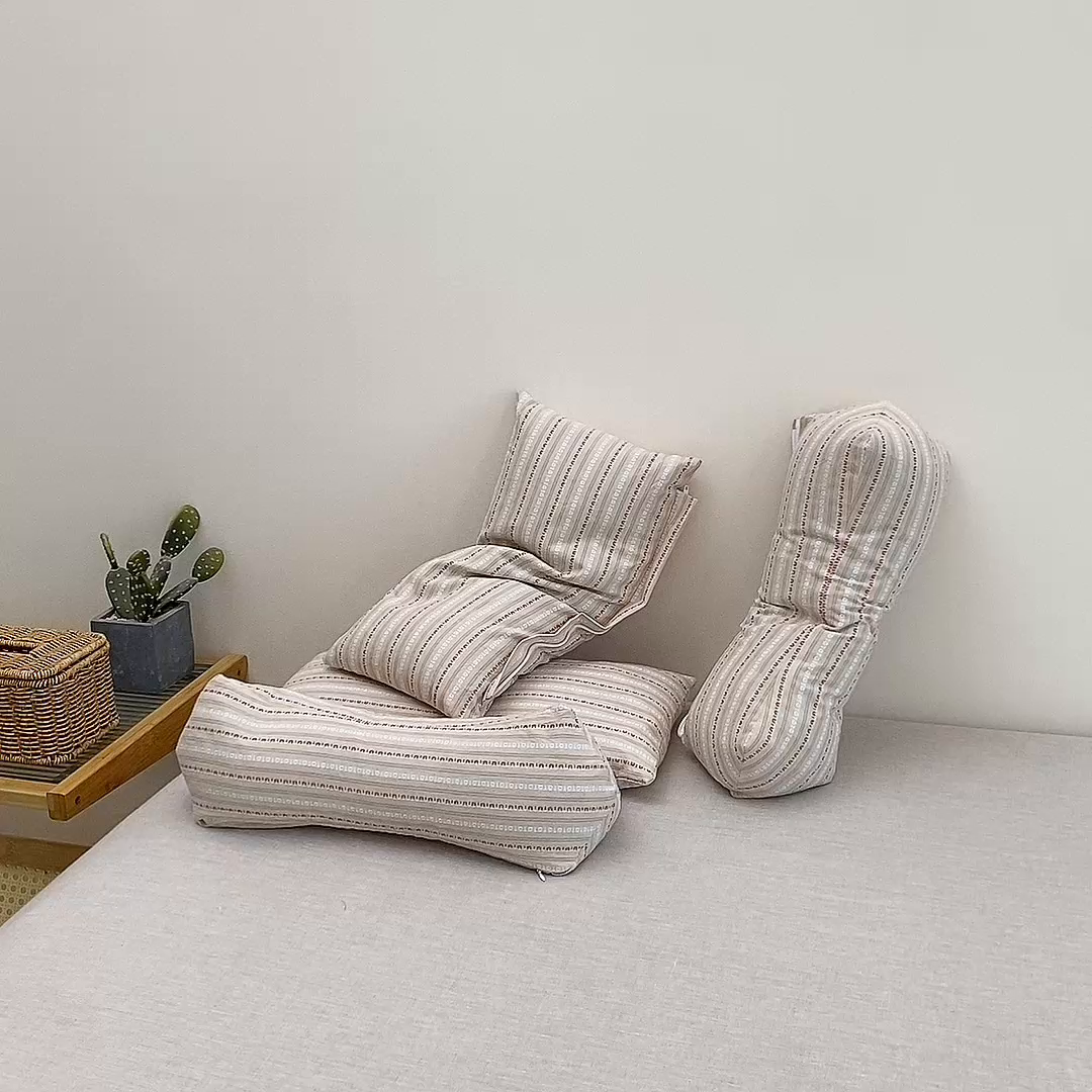 91家纺网 家纺一手货源 找家纺 梦叶草 2025新款全棉水洗棉三角牵引组合荞麦枕 枕头护颈枕芯 三角牵引组合荞麦枕-卡其