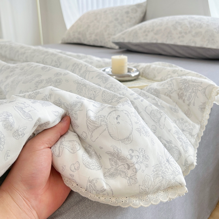 91家纺网 家纺一手货源 找家纺 柠馨 2025新款全棉纯棉印花夏被夏凉被空调被四件套 可爱森林