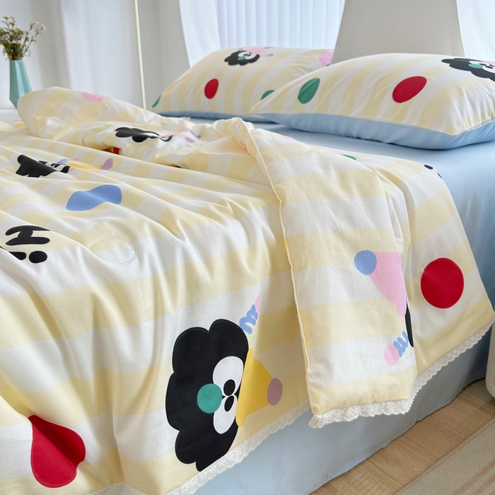 91家纺网 家纺一手货源 找家纺 柠馨 2025新款全棉纯棉印花夏被夏凉被空调被四件套 小丑煤球