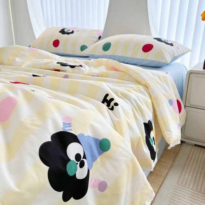 91家纺网 家纺一手货源 找家纺 柠馨 2025新款全棉纯棉印花夏被夏凉被空调被四件套 小丑煤球