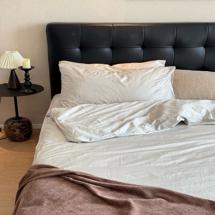 91家纺网 家纺一手货源 找家纺 芯氧 2025新款亚朵星球纯色全棉四件套 薄雾灰