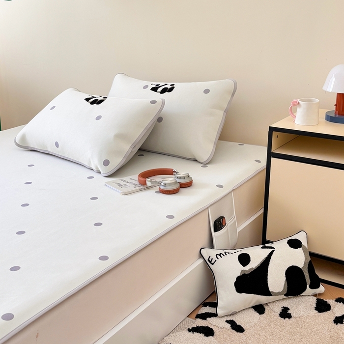 91家纺网 家纺一手货源 找家纺 （总）禧禾 2025新款A类7A抗菌600D冰丝数码印花刺绣凉席席子-熊猫趴趴