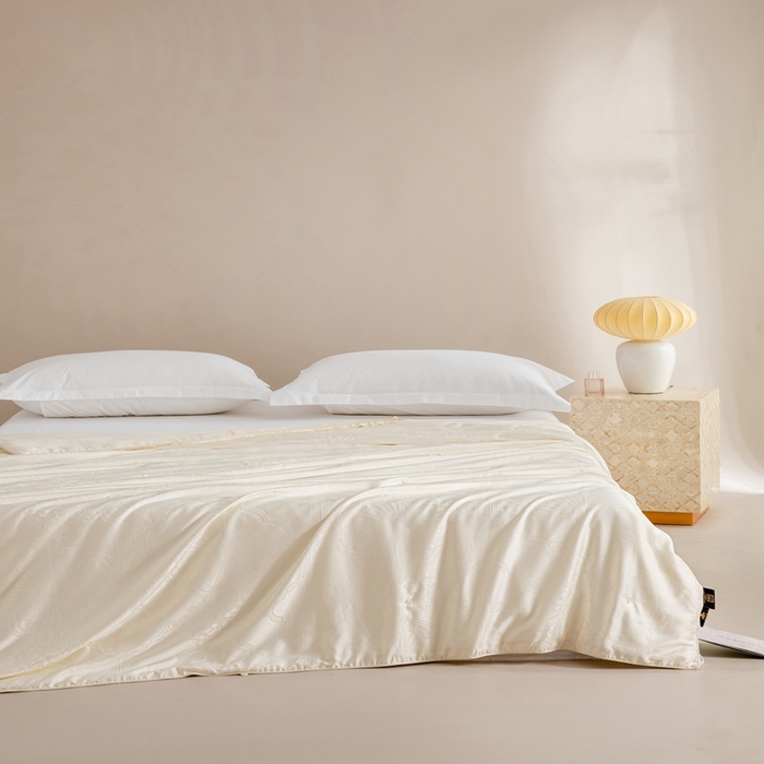 91家纺网 家纺一手货源 找家纺 （总）2025新款SUN YOUNG系列高端蚕丝被【尚云锦纯蚕丝春秋被】,尚云锦白色,尚云锦粉色