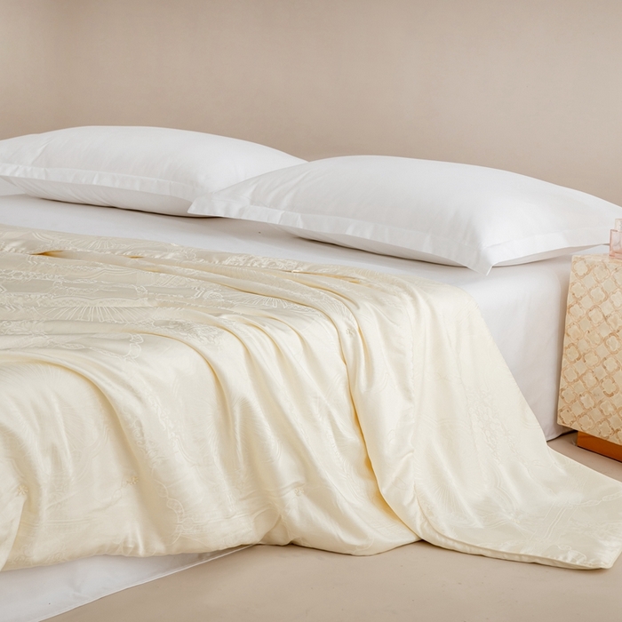 91家纺网 家纺一手货源 找家纺 2025新款SUN YOUNG系列高端蚕丝被【尚云锦纯蚕丝春秋被】 尚云锦白色