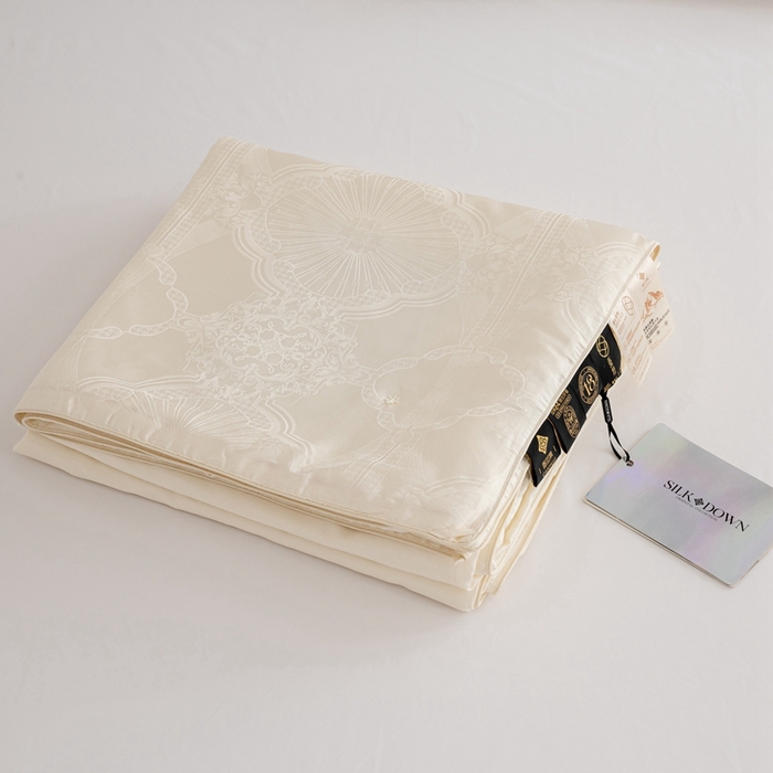 91家纺网 家纺一手货源 找家纺 2025新款SUN YOUNG系列高端蚕丝被【尚云锦纯蚕丝春秋被】 尚云锦白色