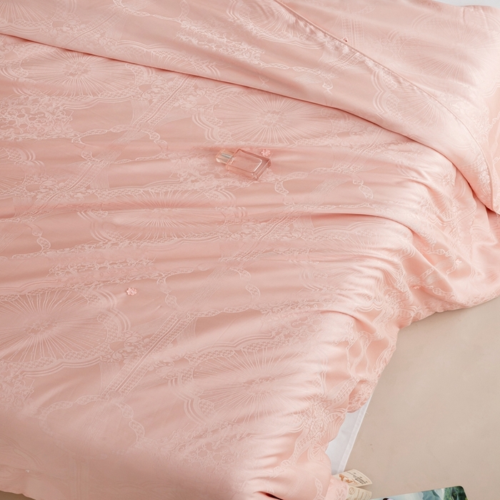 91家纺网 家纺一手货源 找家纺 2025新款SUN YOUNG系列高端蚕丝被【尚云锦纯蚕丝春秋被】 尚云锦粉色