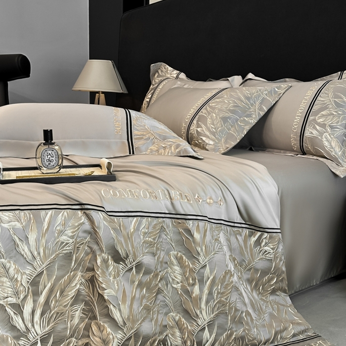 91家纺网 家纺一手货源 找家纺 帝王家纺 2025新款浮雕刺绣水洗天丝真丝夏被四件套冰丝三件套单夏被夏季直播 玉叶金枝—浅灰