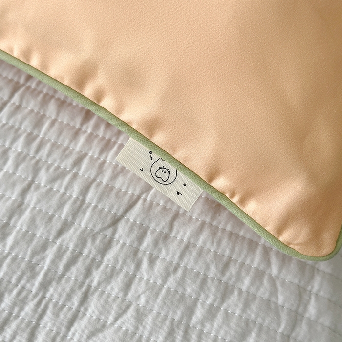 91家纺网 家纺一手货源 找家纺 荷马之梦 2025新款A类100支全棉贡缎双股加厚加柔儿童枕套-水果系列 小橘子