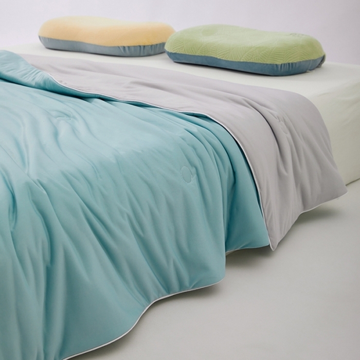 91家纺网 家纺一手货源 找家纺 仲旺居家纺 2025新款100%全锦纶凉感鸭凉感丝夏被冰淇淋夏被夏凉被 湖蓝