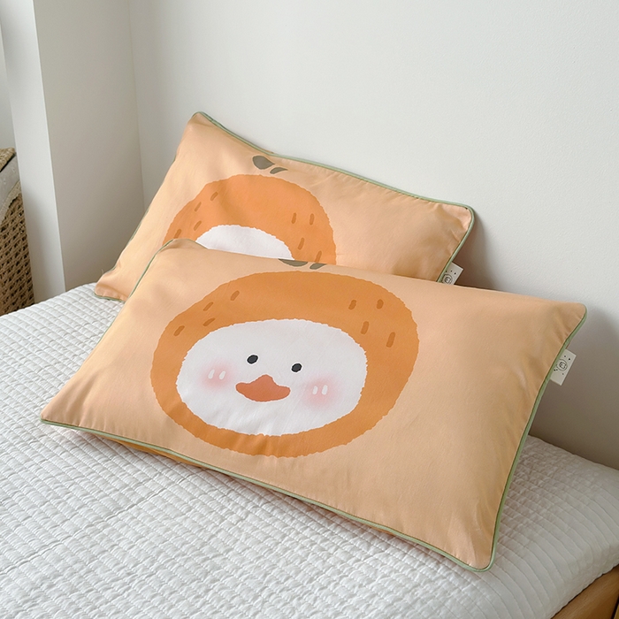 91家纺网 家纺一手货源 找家纺 荷马之梦 2025新款A类100支全棉贡缎双股加厚加柔儿童枕套-水果系列 小橘子