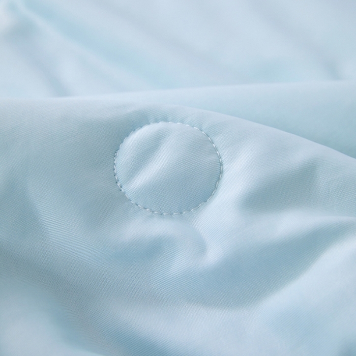 91家纺网 家纺一手货源 找家纺 仲旺居家纺 2025新款100%全锦纶凉感鸭凉感丝夏被冰淇淋夏被夏凉被 晴天蓝