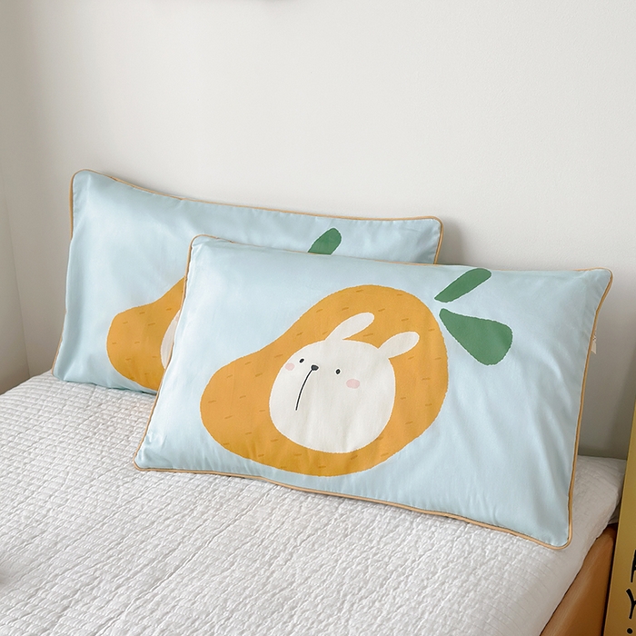 91家纺网 家纺一手货源 找家纺 荷马之梦 2025新款A类100支全棉贡缎双股加厚加柔儿童枕套-水果系列 小芒果