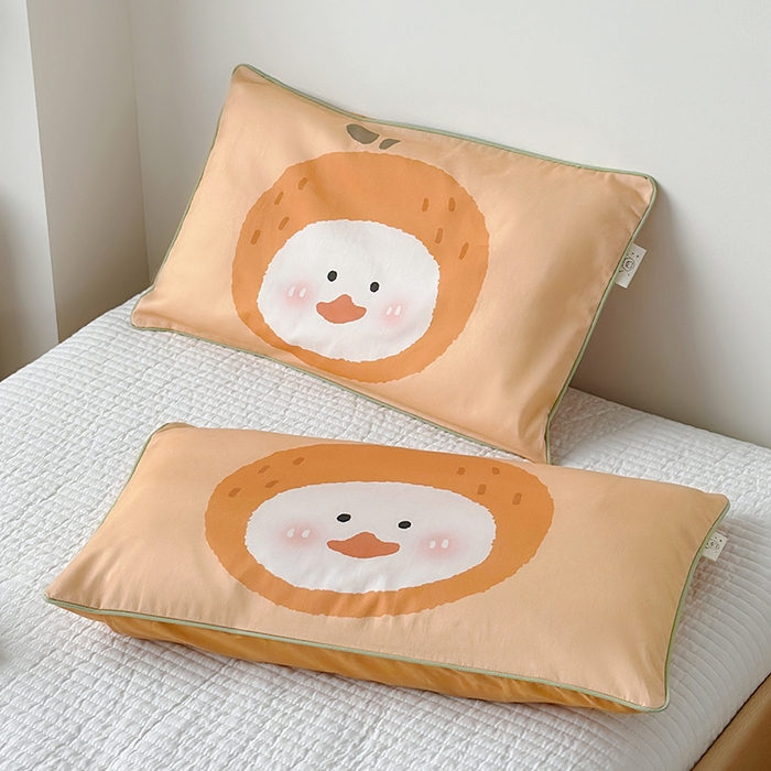 91家纺网 家纺一手货源 找家纺 荷马之梦 2025新款A类100支全棉贡缎双股加厚加柔儿童枕套-水果系列 小橘子