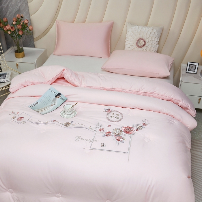 91家纺网 家纺一手货源 找家纺 仲旺居家纺 2025新款60s婚庆被绣花冬被全棉冬被立体边被子被芯四季被春秋被 粉色