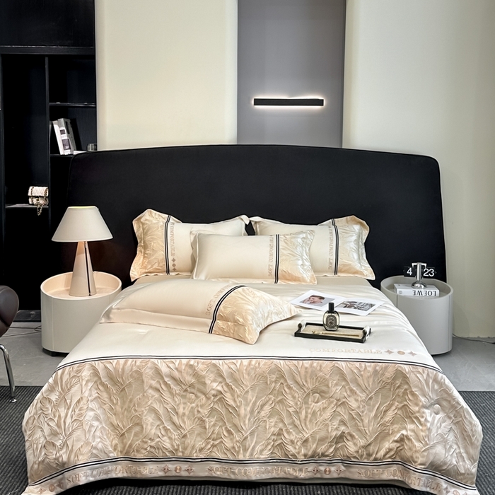 91家纺网 家纺一手货源 找家纺 帝王家纺 2025新款浮雕刺绣水洗天丝真丝夏被四件套冰丝三件套单夏被夏季直播 玉叶金枝—米白