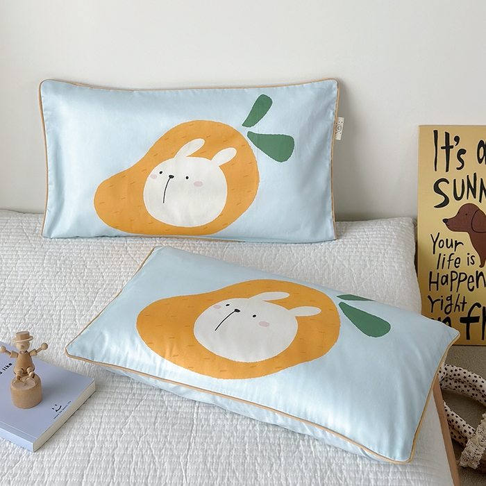 91家纺网 家纺一手货源 找家纺 荷马之梦 2025新款A类100支全棉贡缎双股加厚加柔儿童枕套-水果系列 小芒果