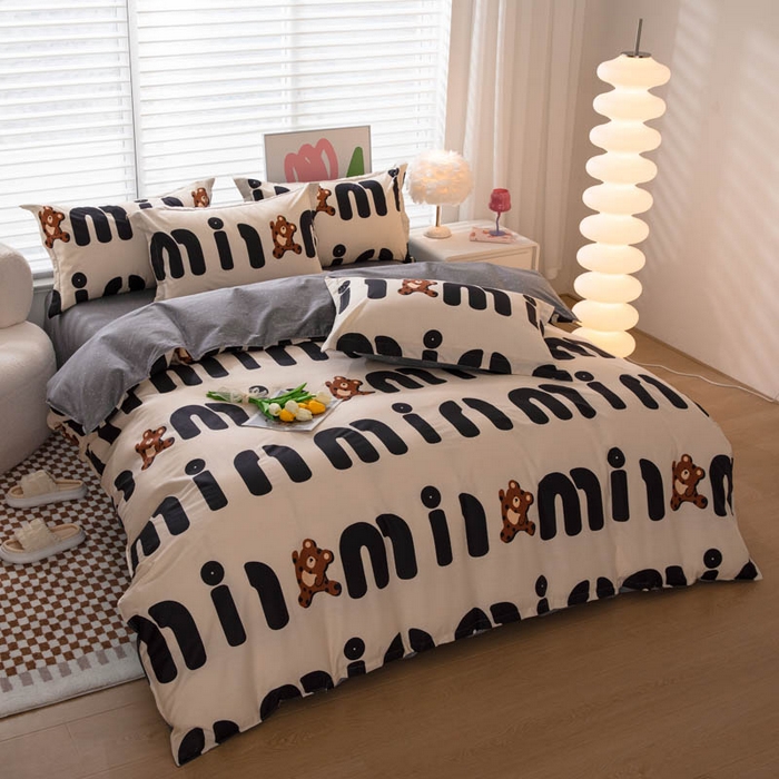 91家纺网 家纺一手货源 找家纺 贝兰仙奴 2025春夏新款全棉纯棉12868印花四件套 熊仔贝贝