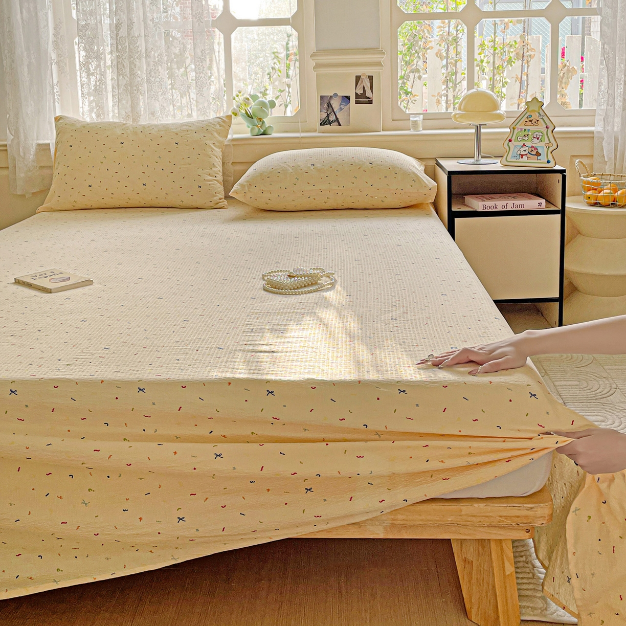 91家纺网 家纺一手货源 找家纺 优选 2025新款母婴级ins小清新双层纱印花床单枕套三件套 缤纷世界