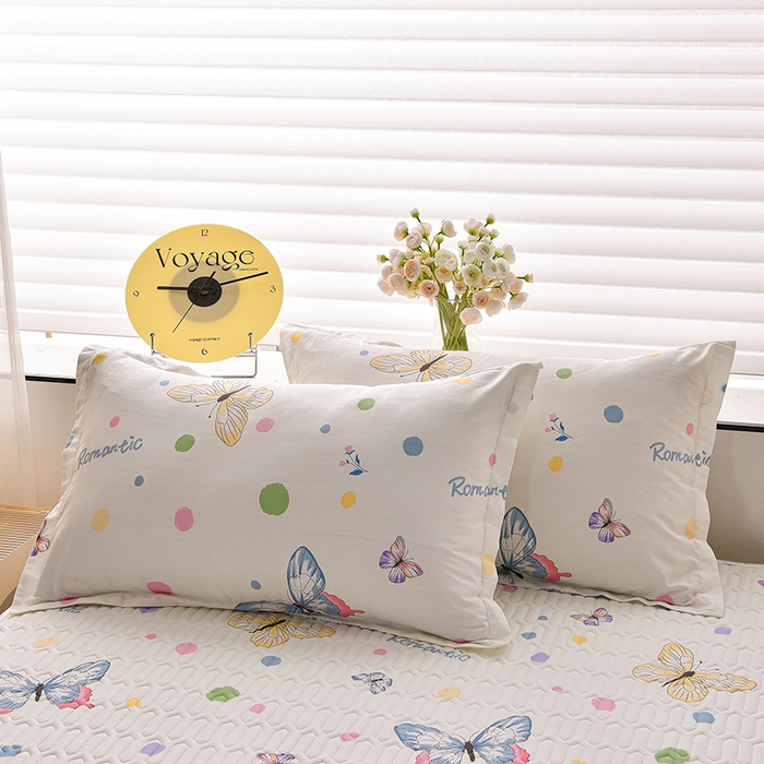 91家纺网 家纺一手货源 找家纺 床笠人家 2025新款全棉夹棉防水床垫 蝶舞