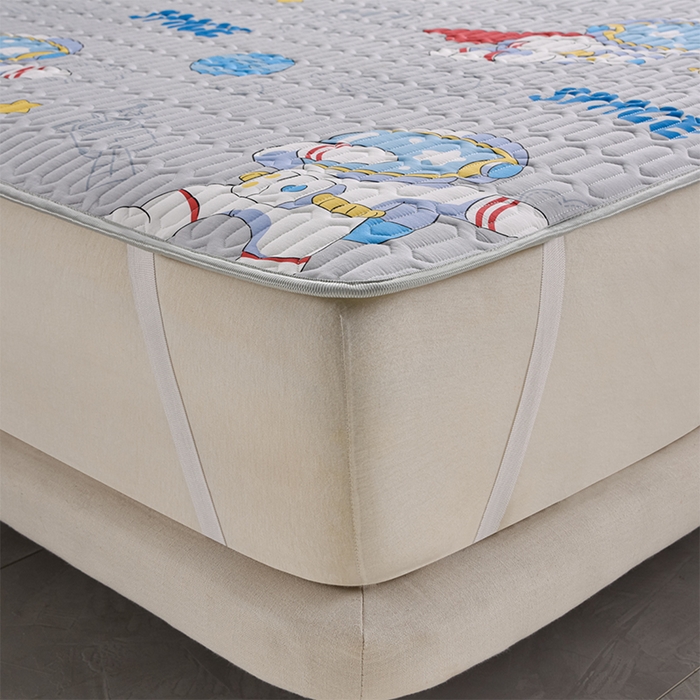 91家纺网 家纺一手货源 找家纺 床笠人家 2025新款全棉夹棉防水床垫 遨游太空