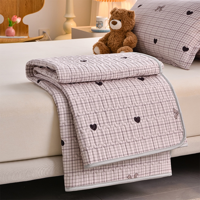 91家纺网 家纺一手货源 找家纺 床笠人家 2025新款全棉夹棉防水床垫 德芙