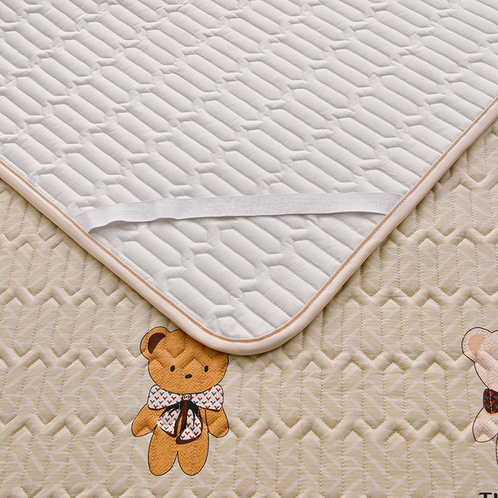 91家纺网 家纺一手货源 找家纺 床笠人家 2025新款全棉夹棉防水床垫 酷乐熊