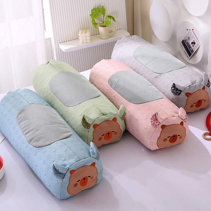 91家纺网 家纺一手货源 找家纺 （总）蔻眠 呆萌猪-夏季凉感丝荞麦护颈枕头成人凉豆豆枕芯