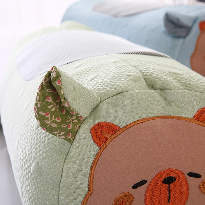 91家纺网 家纺一手货源 找家纺 蔻眠 呆萌猪-夏季凉感丝荞麦护颈枕头成人凉豆豆枕芯 呆萌猪-绿色 25x55cm 甜荞壳