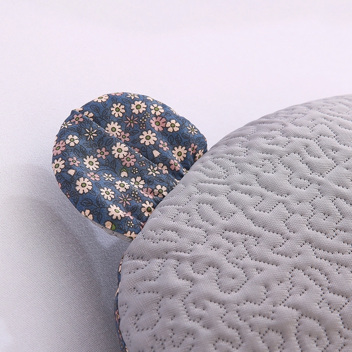 91家纺网 家纺一手货源 找家纺 蔻眠 卡皮巴拉-夏季凉感丝荞麦护颈枕头成人凉豆豆枕芯 卡皮巴拉-灰色 30x55cm 苦荞壳