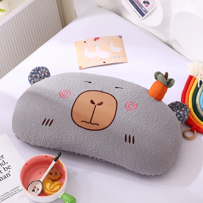 91家纺网 家纺一手货源 找家纺 蔻眠 卡皮巴拉-夏季凉感丝荞麦护颈枕头成人凉豆豆枕芯 卡皮巴拉-灰色 30x55cm 苦荞壳