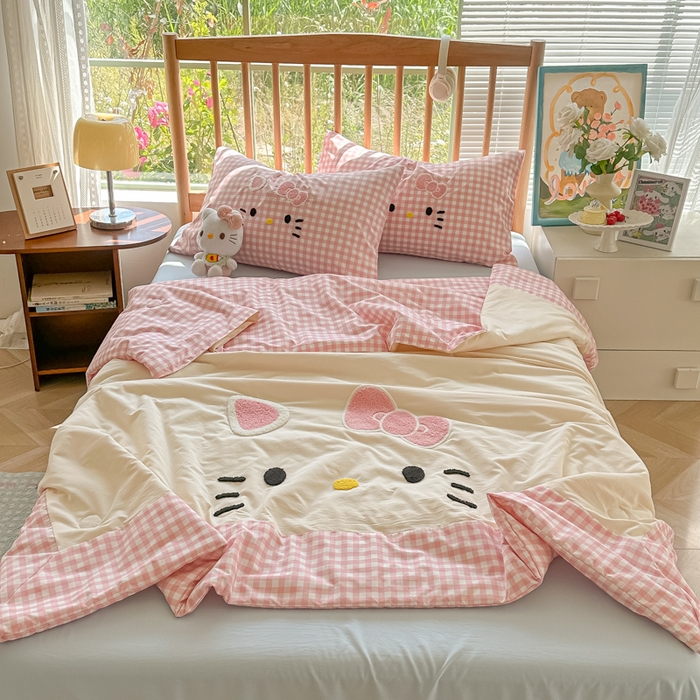 91家纺网 家纺一手货源 找家纺 （总）子钦2025云朵棉爆款拼角毛巾绣夏被场景二