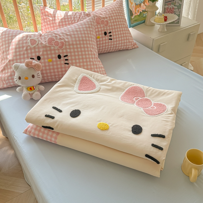 91家纺网 家纺一手货源 找家纺 （总）子钦2025云朵棉爆款拼角毛巾绣夏被场景二