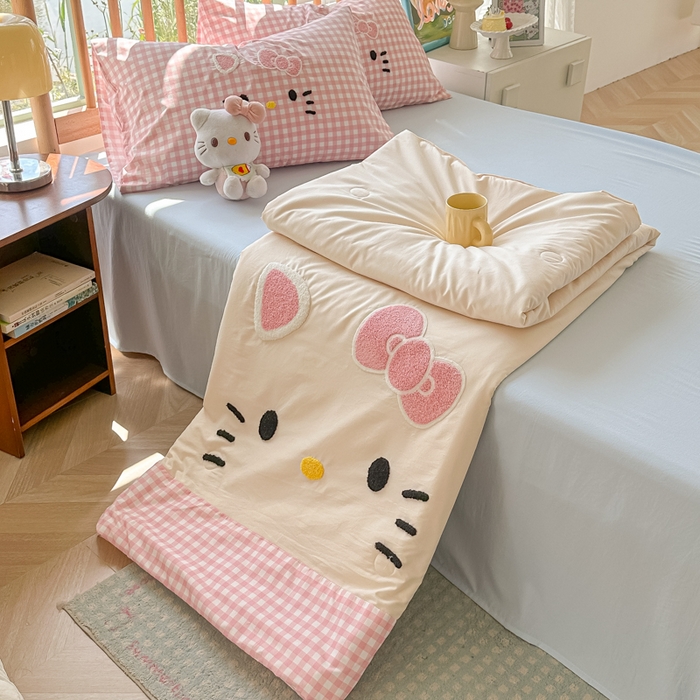 91家纺网 家纺一手货源 找家纺 （总）子钦2025云朵棉爆款拼角毛巾绣夏被场景二