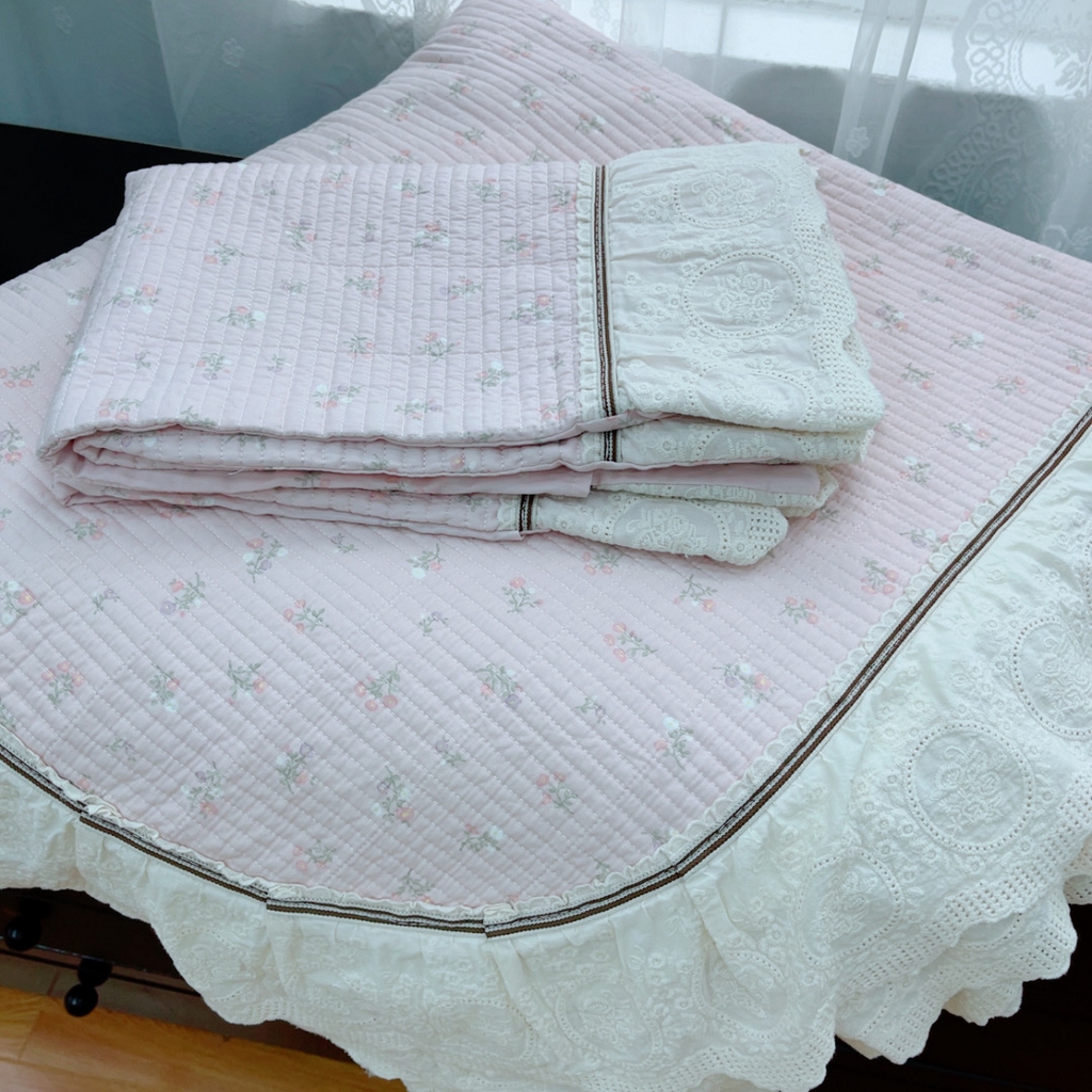 91家纺网 家纺一手货源 找家纺 暖居 2025新款法式13370高密小碎花40支全棉纯棉床盖四件套 艾琳粉