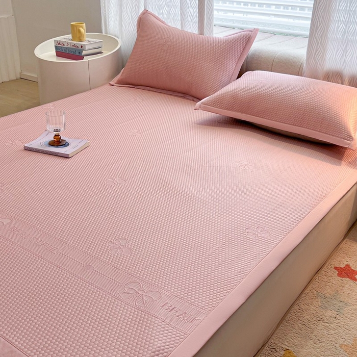 91家纺网 家纺一手货源 找家纺 暖居 2025新款复合凉席席子三件套 简约包边款粉色