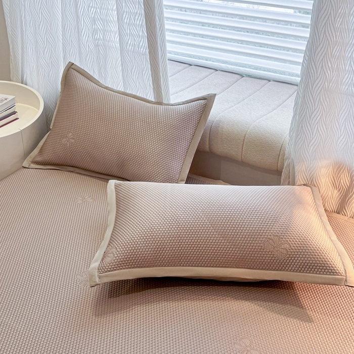 91家纺网 家纺一手货源 找家纺 暖居 2025新款复合凉席席子三件套 简约包边款咖色