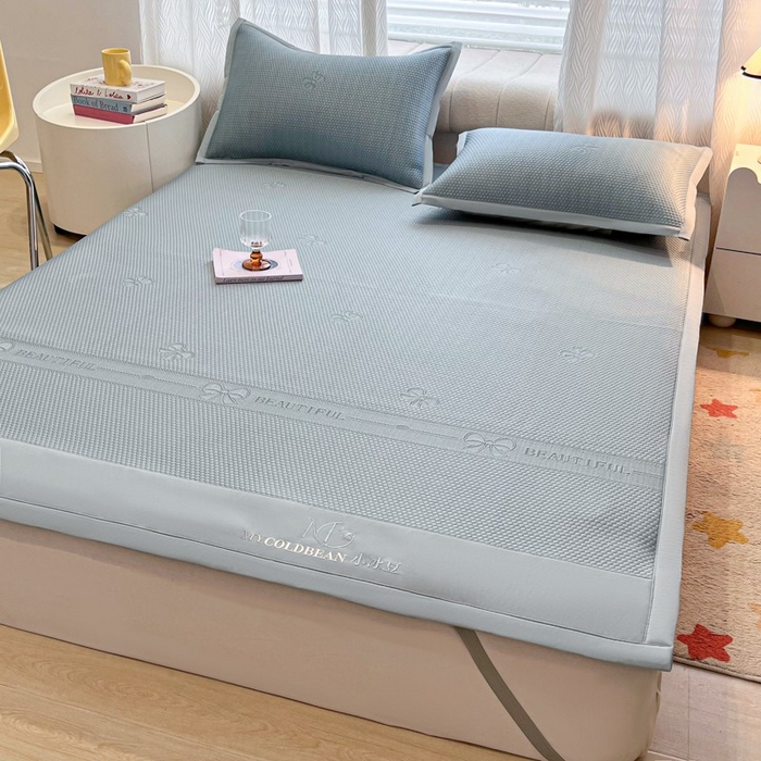 91家纺网 家纺一手货源 找家纺 暖居 2025新款复合凉席席子三件套 简约包边款蓝色