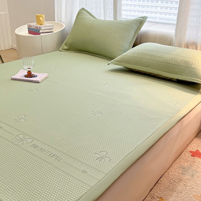 91家纺网 家纺一手货源 找家纺 暖居 2025新款复合凉席席子三件套 简约包边款绿色