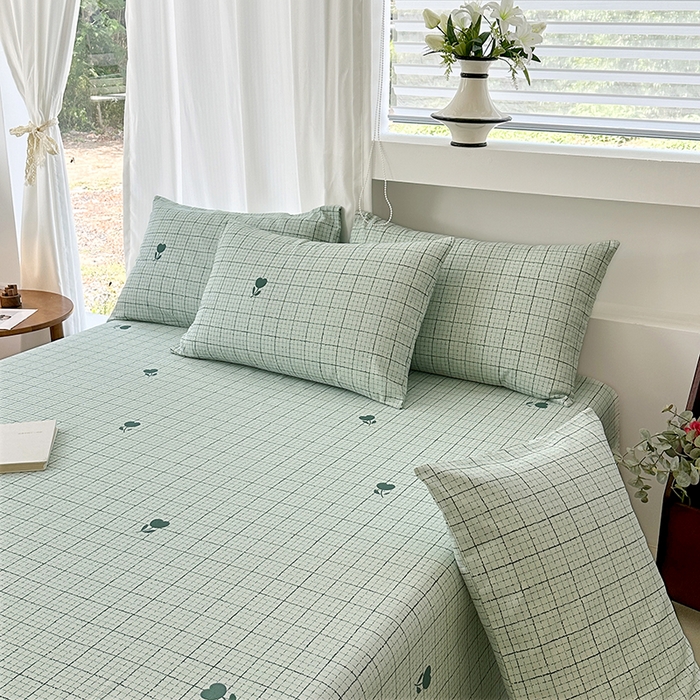 91家纺网 家纺一手货源 找家纺 家贝爱2025原棉印花老粗布床单凉席三件套 简格小花