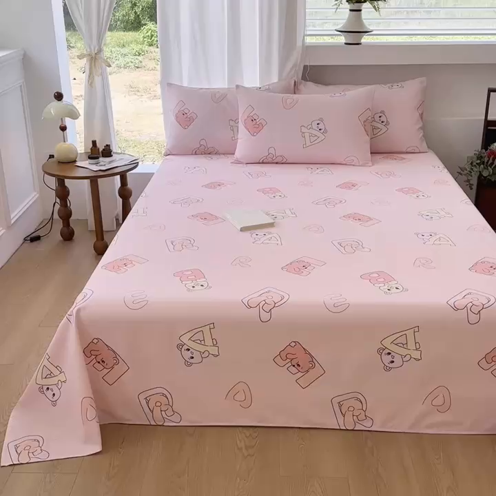 91家纺网 家纺一手货源 找家纺 家贝爱2025原棉印花老粗布床单凉席三件套 熊影福泽