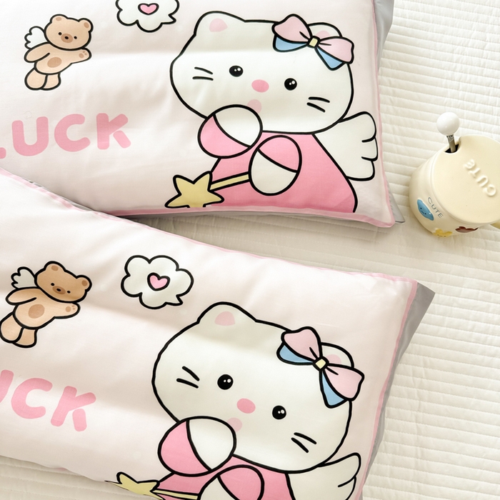 91家纺网 家纺一手货源 找家纺 慕尚2025儿童大版天丝枕套 可爱猫粉