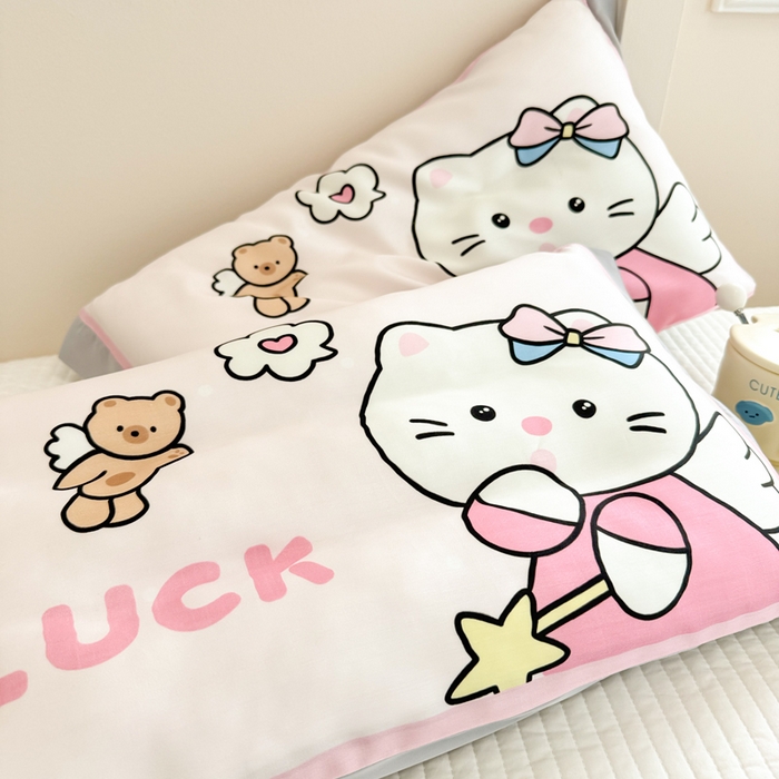 91家纺网 家纺一手货源 找家纺 慕尚2025儿童大版天丝枕套 可爱猫粉