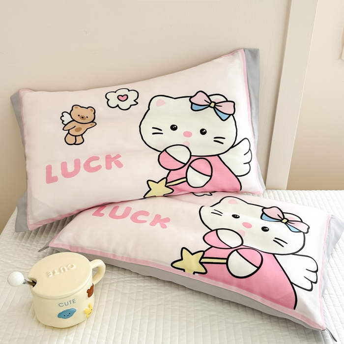 91家纺网 家纺一手货源 找家纺 慕尚2025儿童大版天丝枕套 可爱猫粉