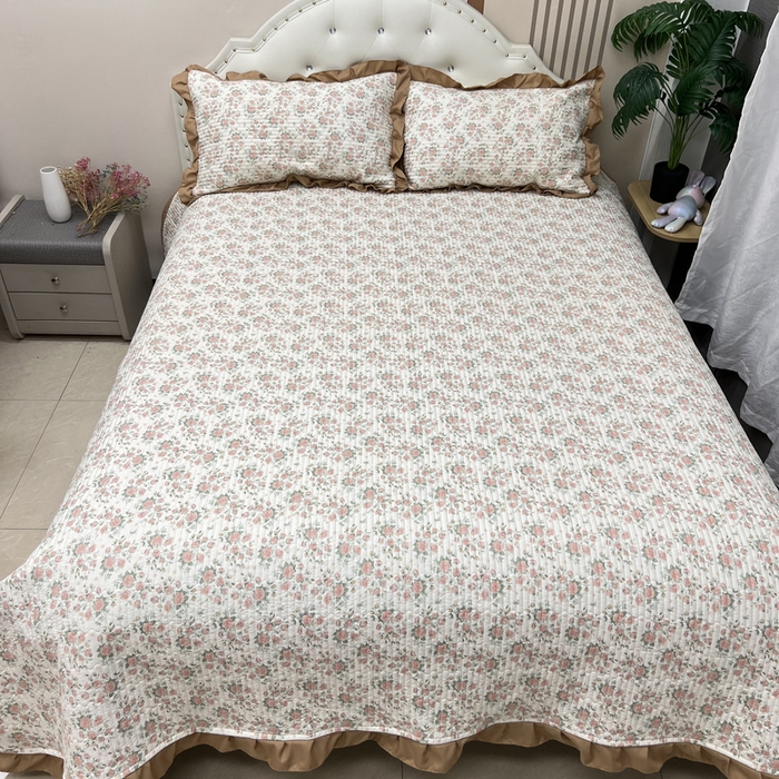 91家纺网 家纺一手货源 找家纺 寝居阁 2025新款床盖四件套 巴黎恋人