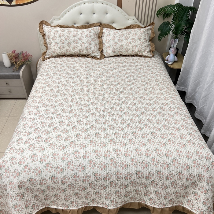 91家纺网 家纺一手货源 找家纺 寝居阁 2025新款床盖四件套 巴黎恋人