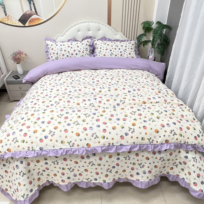 91家纺网 家纺一手货源 找家纺 寝居阁 2025新款床盖四件套 草莓之恋