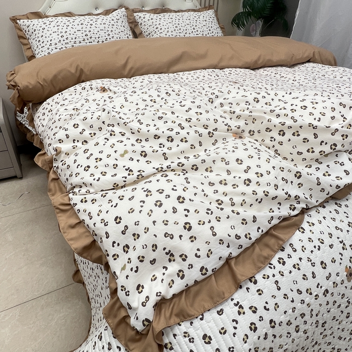 91家纺网 家纺一手货源 找家纺 寝居阁 2025新款床盖四件套 摩登豹纹