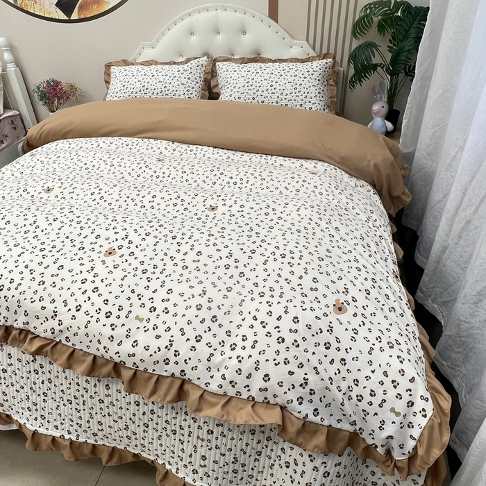 91家纺网 家纺一手货源 找家纺 寝居阁 2025新款床盖四件套 摩登豹纹