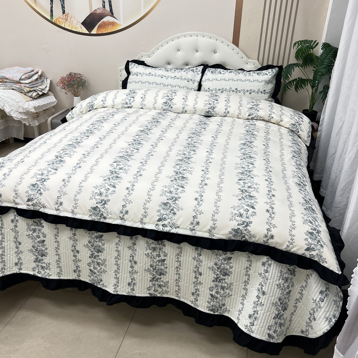 91家纺网 家纺一手货源 找家纺 寝居阁 2025新款床盖四件套 雾蓝格调